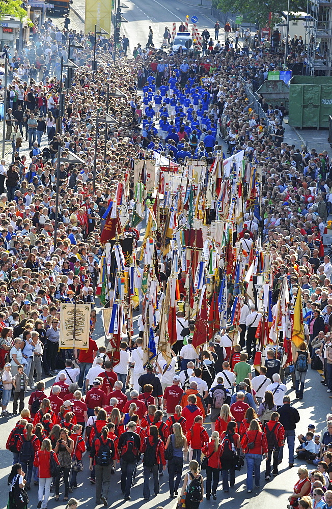 International German Gymnastics Festival 2009 procession, standard-bearers, Frankfurt am Main, Hesse, Germany, Europe