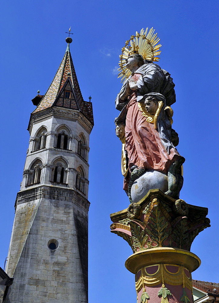 St. Johanniskirche, St. John's church, with Johannisturm belfry, Romanesque, Marienbrunnen fountain, Schwaebisch Gmuend, Baden-Wuerttemberg, Germany, Europe