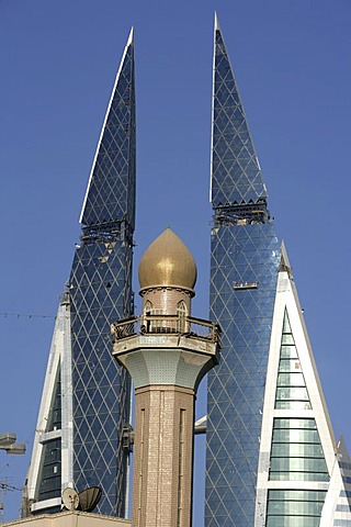 World Trade Center buildings, mosque, capital city, Manama, Kingdom of Bahrain, Persian Gulf