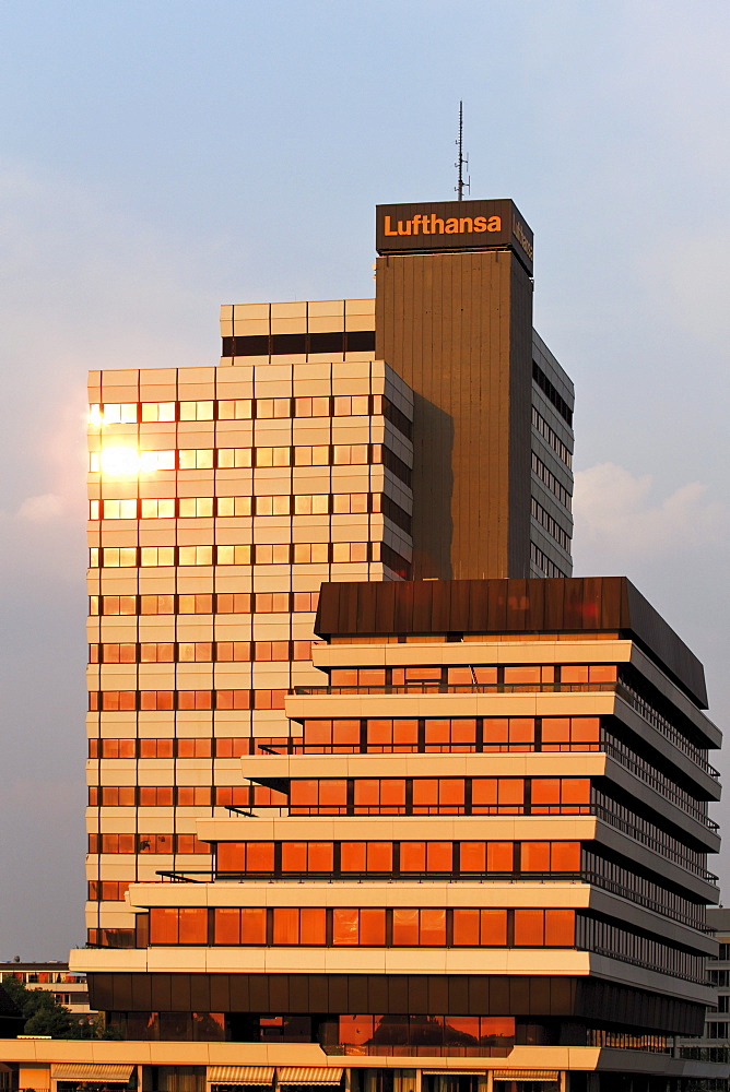 Lufthansa building, Cologne-Deutz, North Rhine-Westphalia, Germany, Europe