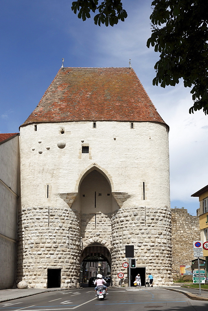 Wiener Tor gate, Hainburg an der Donau, Lower Austria, Austria, Europe