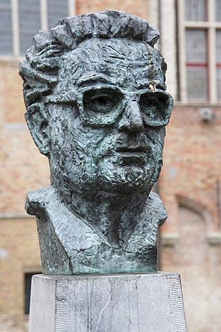 Statue of Frank van Acker, Minister van Staat Burgemeester van Brugge, Bruges, Belgium