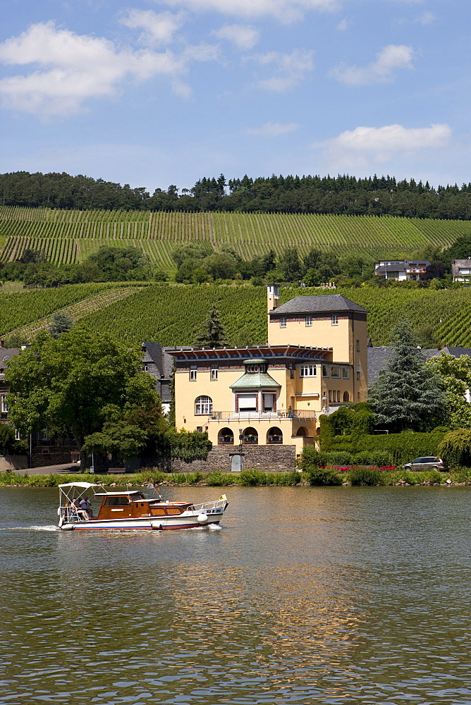 View of an old villa, district of Traben, Traben-Trarbach, Mosel river, district Bernkastel-Wittlich, Rhineland-Palatinate, Germany, Europe