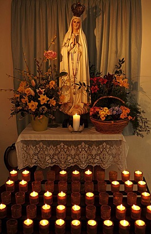 Figure of St Mary, votive candles in a chapel, Regensburg, Upper Palatinate, Bavaria, Germany, Europe