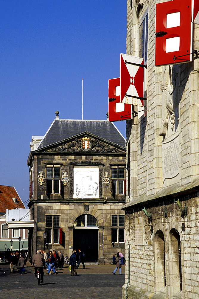 Stadhuis, side view, the gothic town hall on the market square, behind De Waag, the scales, Renaissance style building, Gouda, province of South Holland, Zuid-Holland, Netherlands, Benelux, Europe