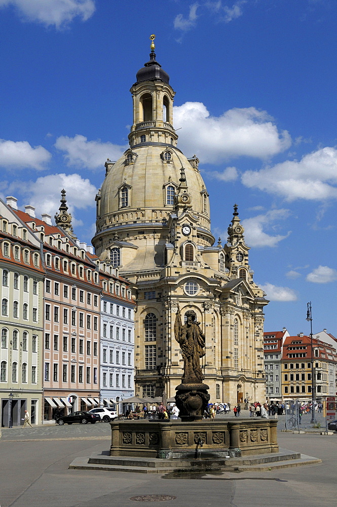 Frauenkirche Church of Our Lady, Tuerkenbrunnen Turkish Fountain, Neumarkt square, Dresden, Saxony, Germany, Europe