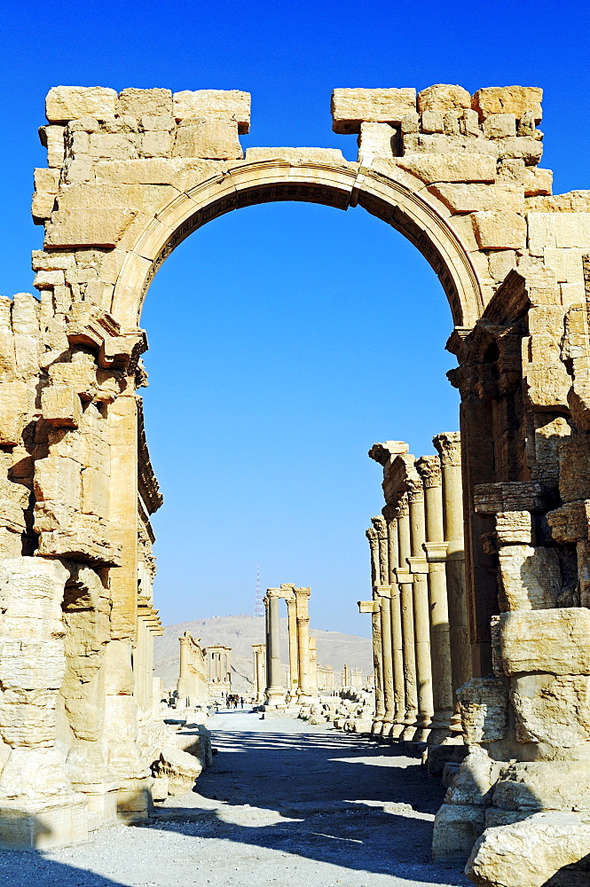 Hadrian's Gate, entrance to the excavation site of Palmyra, Tadmur, Syria, Asia