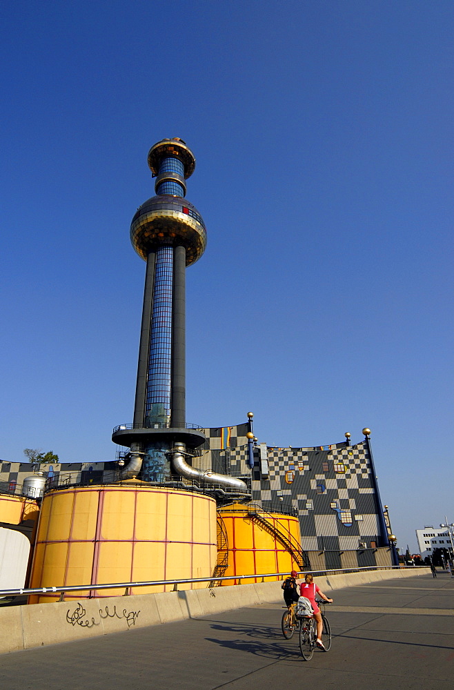 Incinerator and Heating Plant, Thermal power plant, designed by Friedensreich Hundertwasser, Spittelau, Vienna, Austria, Europe