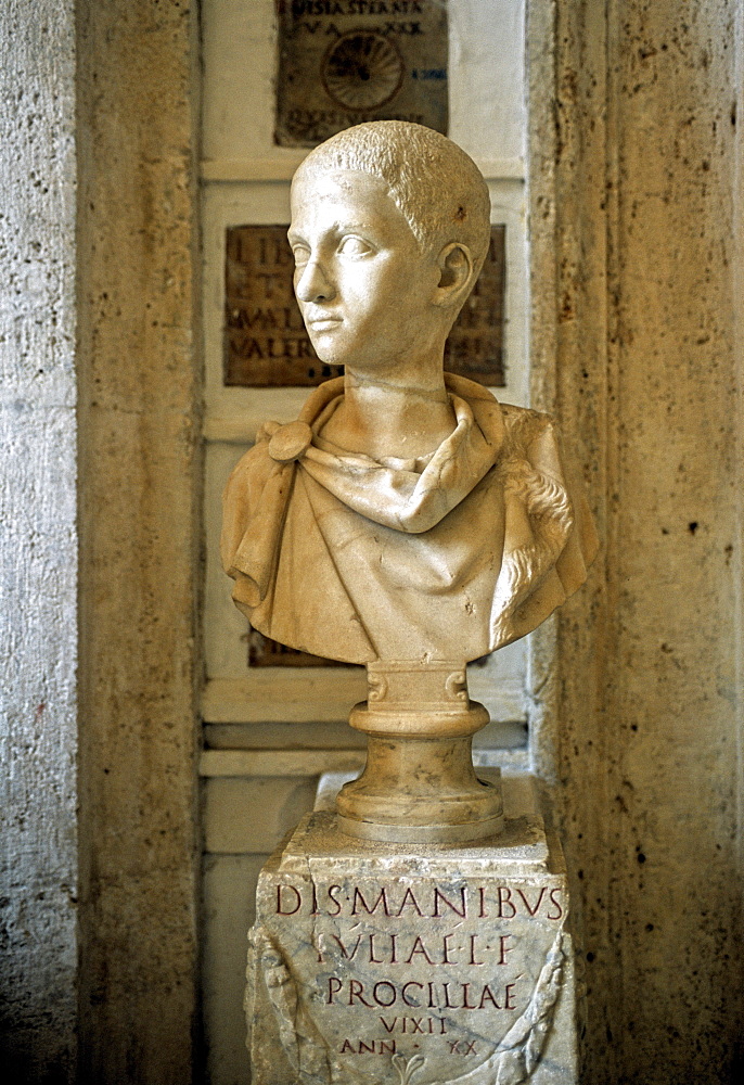 Ancient marble bust of a boy, gallery, Capitoline Museums, Palazzo Nuovo, Capitoline Hill, Rome, Lazio, Italy, Europe