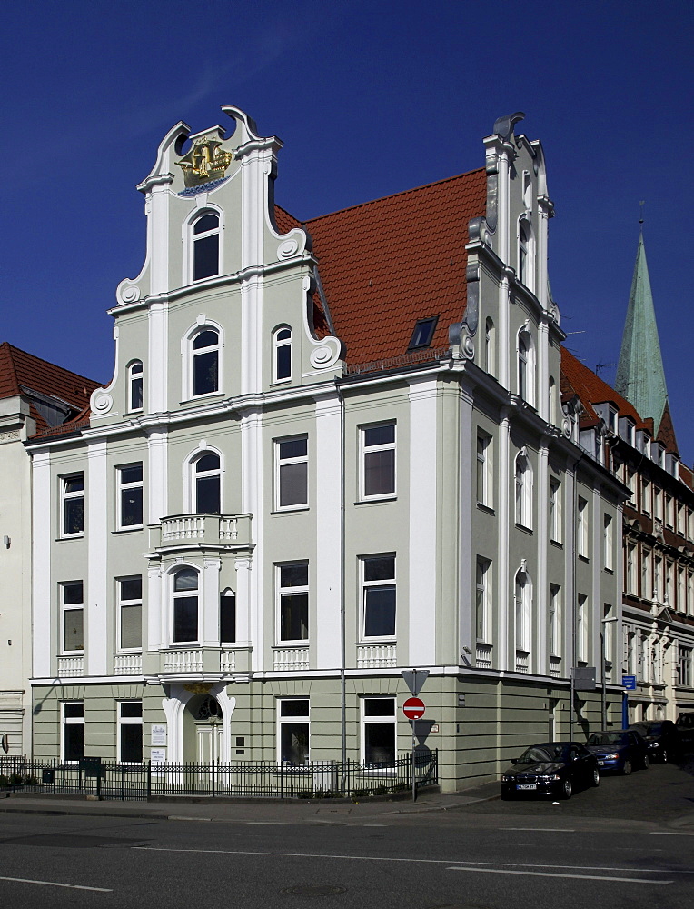 Hanseatic mansion with sail boat as gable decoration, Hanseatic City of Luebeck, Schleswig-Holstein, Germany, Europe