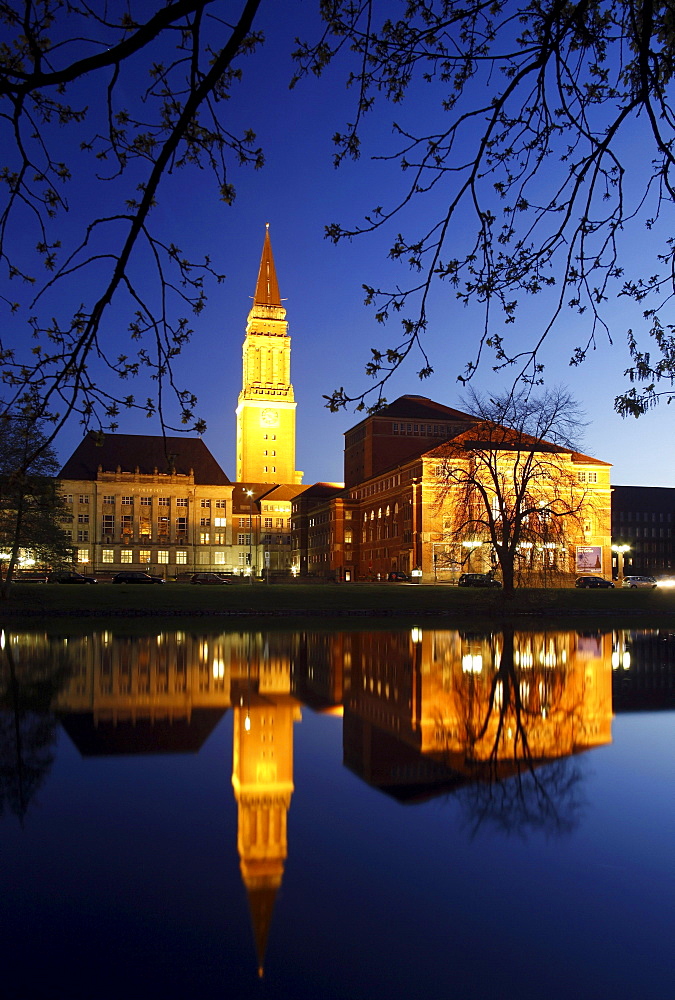 Overlooking the Kleiner Kiel lake, on the city hall and opera house, Kiel, Schleswig-Holstein, Germany, Europe