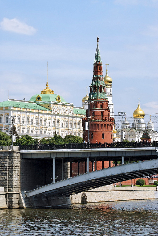 Embankment of Moskva River and Kremlin, Moscow, Russia