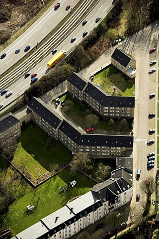 Aerial picture, residential building, urban motorway, A40, B1, A52, Essen-Frillendorf, Ruhr area, North Rhine-Westphalia, Germany, Europe