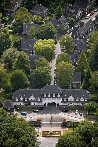 Aerial picture, Krupp estate, Margarethenthor, Marktplatz Square, Margarethenhoehe, Sommerberg, Essen, Ruhr area, North Rhine-Westphalia, Germany, Europe