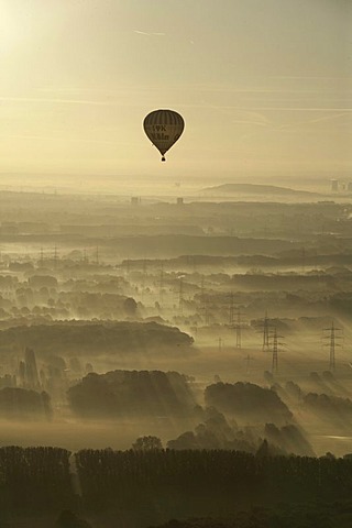 Aerial image, sunrise, electrical towers in the early morning fog, hot-air balloon, Scholven, Gelsenkirchen-Buer, North Rhine-Westphalia, Germany, Europe