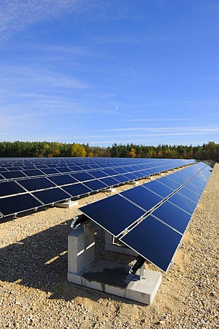 Solar plant, Filderstadt, Baden-Wuerttemberg, Germany, Europe