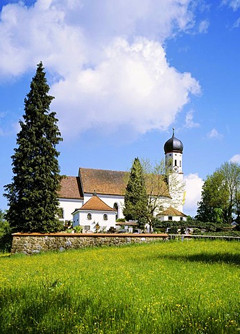 Saint Kilian parish church, built by M. Oetschmann 1726 to 1727, Bad Heilbrunn, Upper Bavaria, Germany, Europe