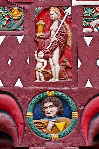 Junkernschaenke, detail of an old gothic half-timbered house, historic town centre of Goettingen, Germany, Europe