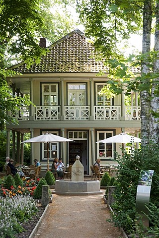 Tea pavillon, Spa Gardens, Bad Pyrmont, Weserbergland, Lower Saxony, Germany, Europe