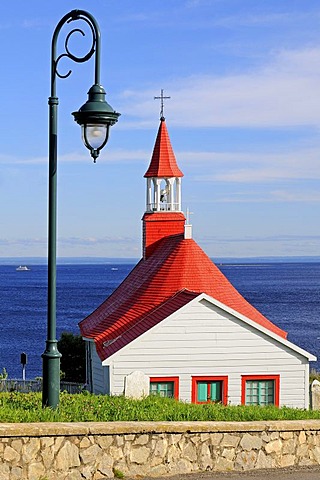 Tadoussac Chapel also known as Indian Chapel, oldest preserved wooden chapel in Canada from 1747, on the mouth of Saguenay Fjord to Saint Lawrence River, Tadoussac, Canada, North America