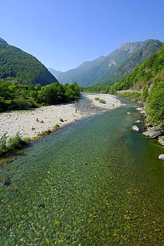 Near-natural course of a river, Maggia near Lodano, Valle Maggia Valley, Ticino, Switzerland, Europe