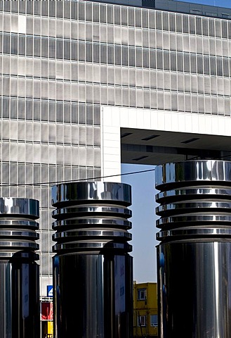 Kranhaus building, new construction on Rheinauhafen harbour, Cologne, North Rhine-Westphalia, Germany