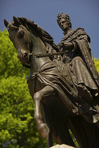 Statue of Frantisek I., Frantiskovy Lazn&, Bohemia, Czech Republik, Europe