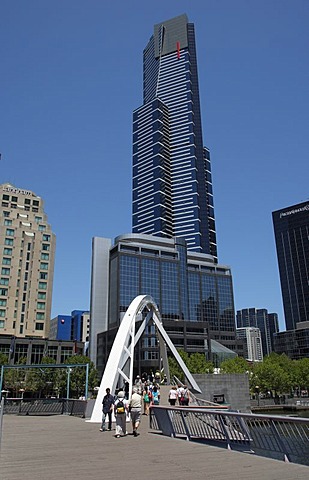 Southbank, pedestrian bridge across Yarra River and Eureka Tower, Melbourne, Victoria, Australia