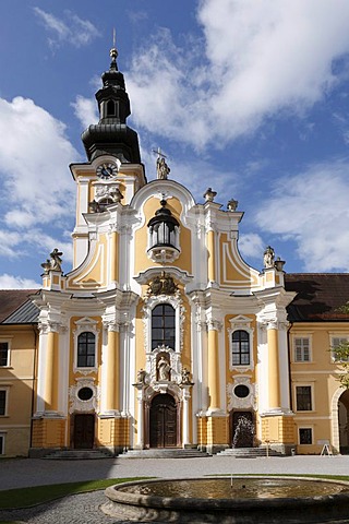 Stiftskirche, Collegiate church, courtyard of the Cistercian monastery, Rein Abbey, Styria, Austria, Europe