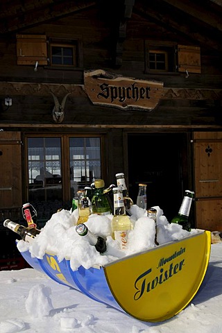 Chilled drinks at the alpine hut Spycher on the Mt Maennlichen, Grindelwald, Bernese Alps, Switzerland, Europe