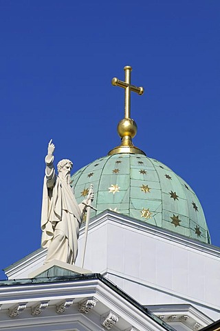 Tuomiokirkko, Helsinki Cathedral, partial view with sculpture, Helsinki, Finland, Europe