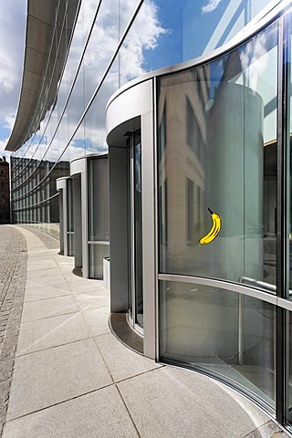 Glass facade, entrance, Neues Museum, New Museum, state museum for art and design, historic city centre, Nuremberg, Middle Franconia, Bavaria, Germany, Europe