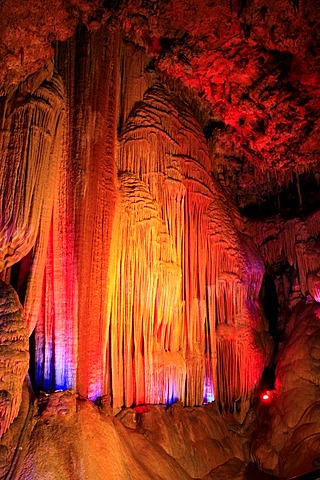 Meramec Caverns with brightly illuminated limestone structures in the so called Movie Theatre, Missouri, USA