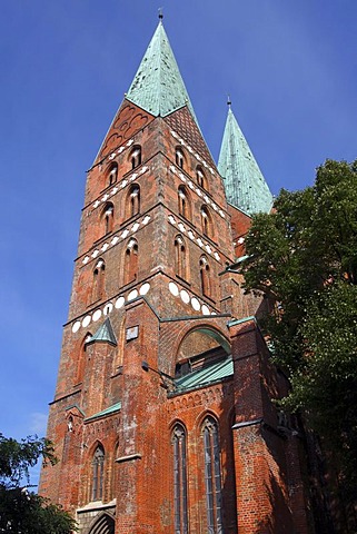 Twin towers of the St. Marien Church in the historic cityof Luebeck, UNESCO World Heritage Site, Schleswig-Holstein, Germany, Europe