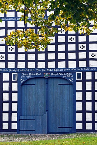 Historic Lower Saxon half-timbered house with a typically large door in Luckau village, farm house, Hanoverian Wendland, Luechow-Dannenberg district, Lower Saxony, Germany, Europe