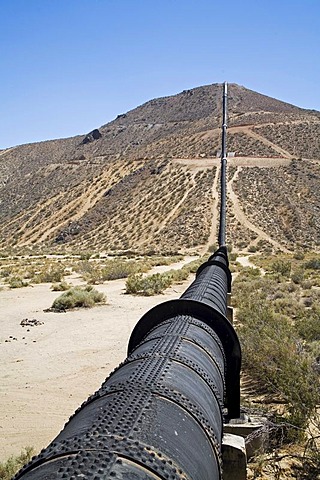 The Los Angeles Aqueduct carries water from California's Owens Valley, supplying Los Angeles with 70 percent of its drinking water, Cantil, California, USA