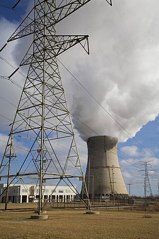 The Davis-Besse Nuclear Power Station, east of Toledo, Oak Harbor, Ohio, USA