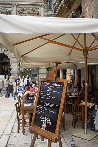 Street cafe, open air restaurant, Piazza del Erbe, menu black board, Verona, Veneto, Italy, Europe