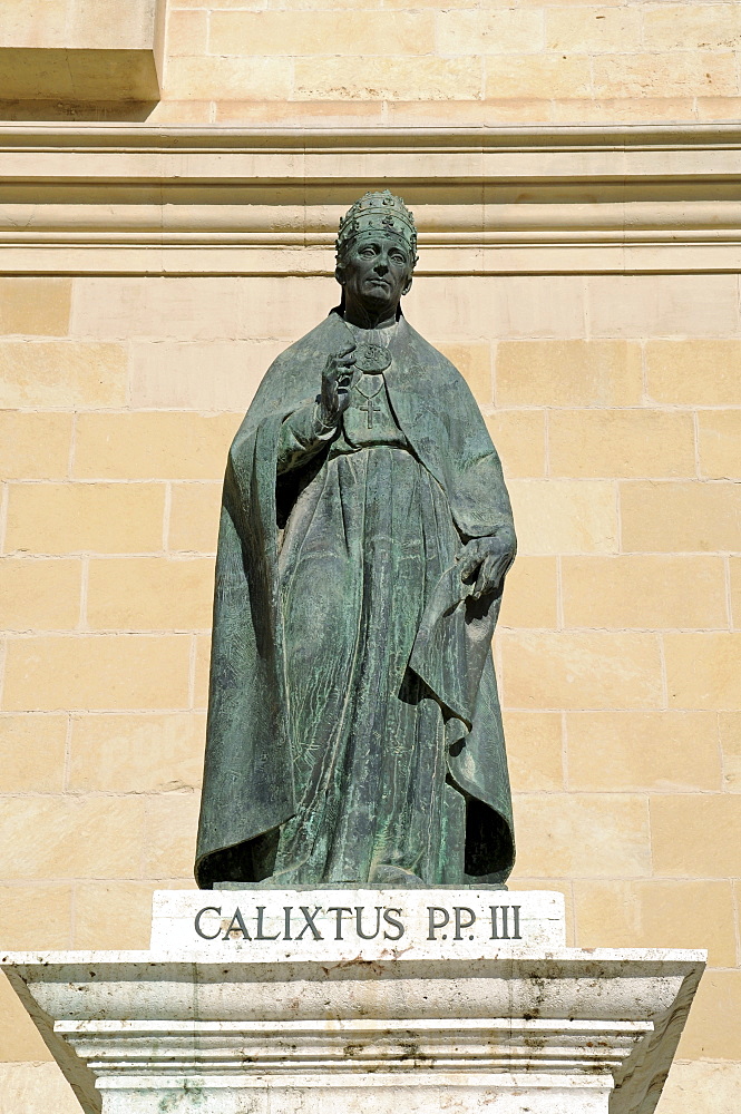 Statue of Pope Calixtus III, St. Mary's Basilica, La Seu Cathedral, Xativa (Jativa), Valencia, Spain, Europe