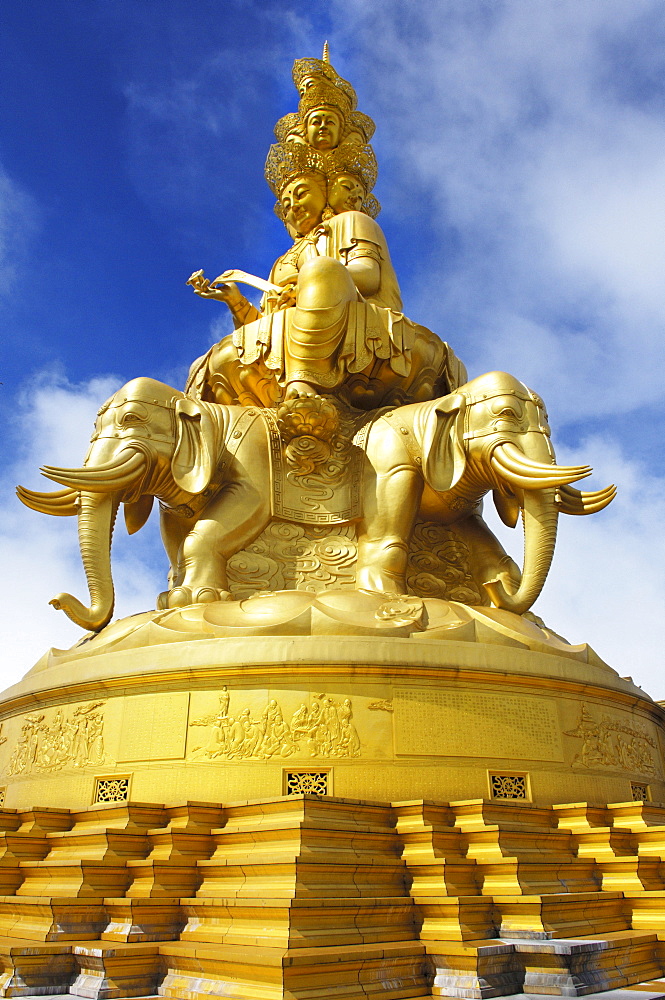 Statue of Samantabhadra, Mount Emei near Chengdu, China, Asia