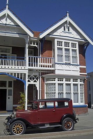 Oldtimer in front of Bed and Breakfast in Christchurch New Zealand