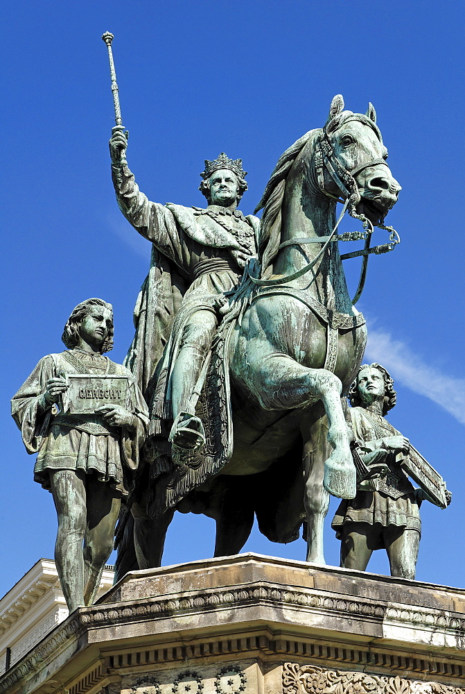 King Ludwig I monument, Odeonsplatz Square, Munich, Bavaria, Germany, Europe