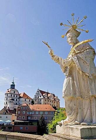 View to the castle, castles chapel, castles museum, Bavarian State Galery, Elisen bridge, City of Neuburg at the river Donau founded as maintown of principality Pfalz-Neuburg 1505, Bavaria, Germany, BRD, Europe