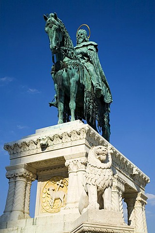 Fishermans Bastion with the equestrian Memorial of Saint Stephen King of Ungary, Budapest, Hungary, Southeast Europe, Europe,