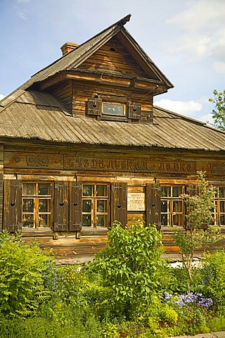 Old timber building, Suzdal, Russia