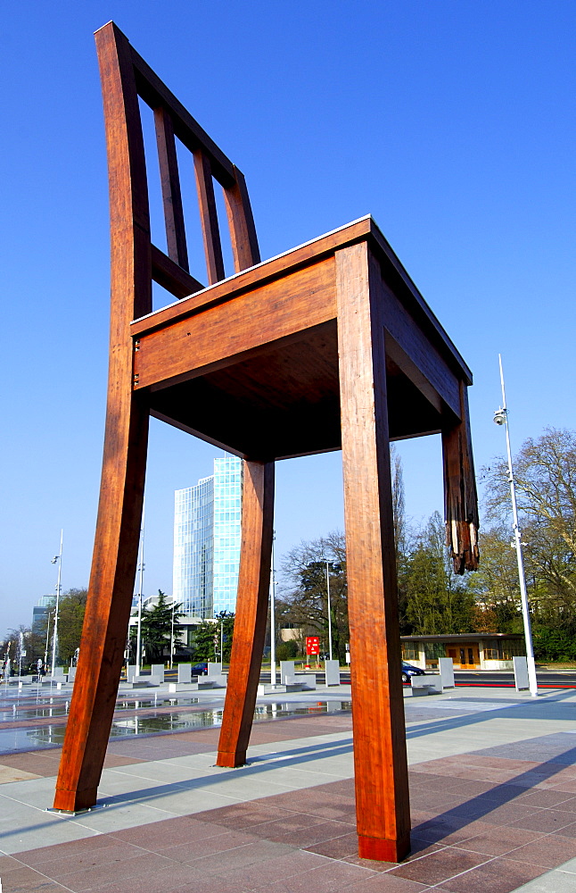 Broken chair by Daniel Berset, commissioned by Handicap International urging governments to sign Mine Ban Treaty, Place des Nations, Geneva, Switzerland