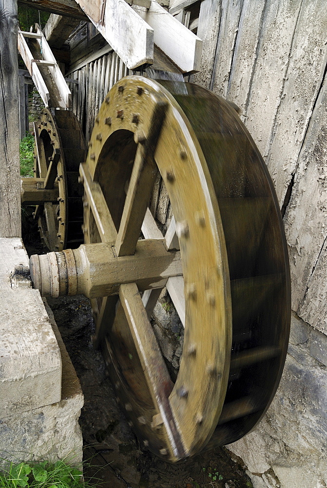 Mill wheel