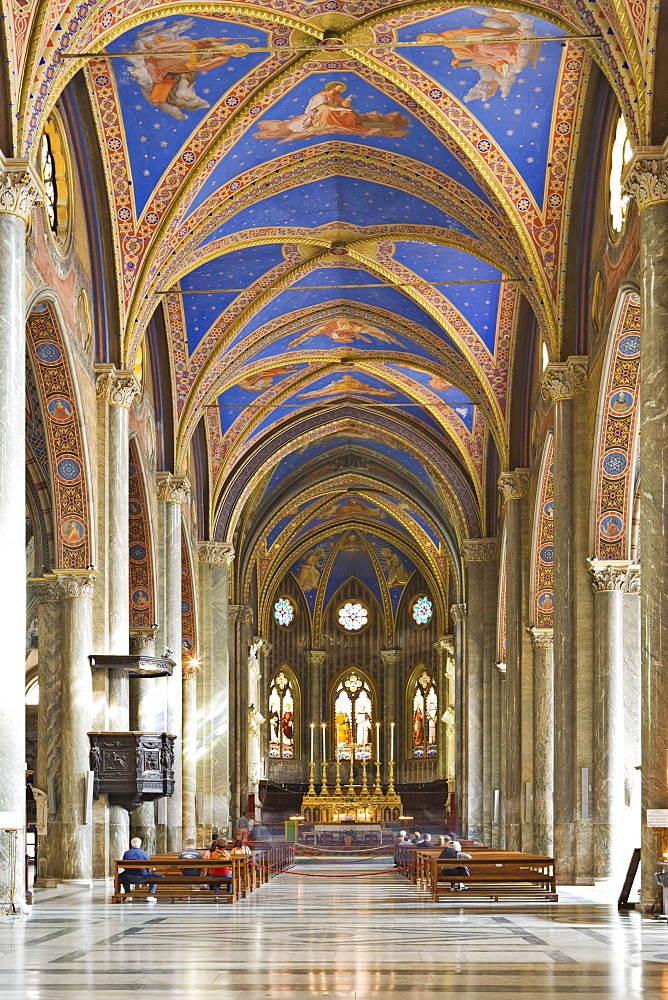 Interior view of Santa Maria sopra Minerva Church (Gothic church), Rome, Italy, Europe