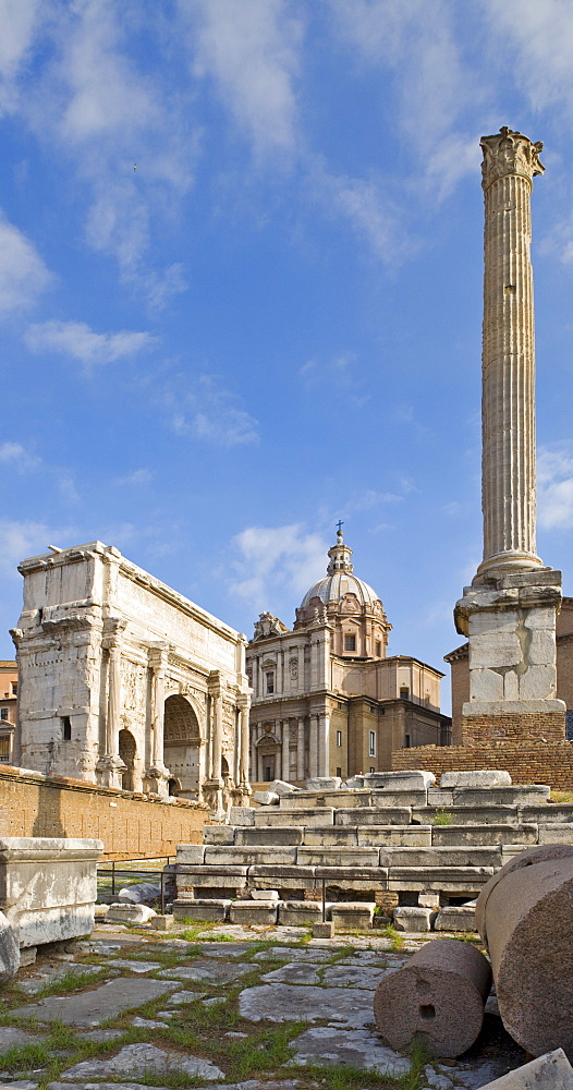 Column of Phocas and the Arch of Septimius Severus, Forum Romanum, Rome, Italy, Europe