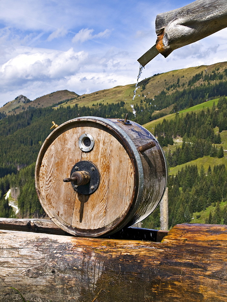 Butter churn, Weissalm (Weiss mountain pasture), Grossarltal (Grossarl Valley), Salzburg, Austria, Europe